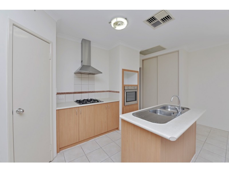 3/22 Crawford Street, Cannington WA 6107