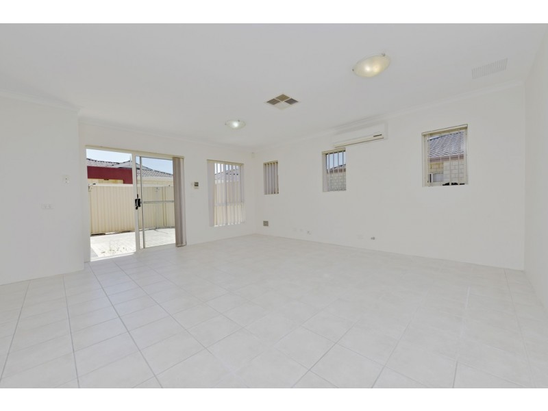 3/22 Crawford Street, Cannington WA 6107