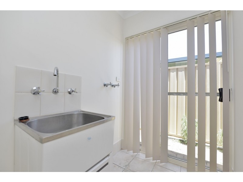 3/22 Crawford Street, Cannington WA 6107