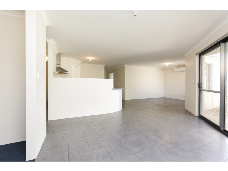 53a Hartfield Street, Queens Park WA 6107