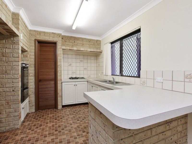 22 Riley Road, Riverton WA 6148