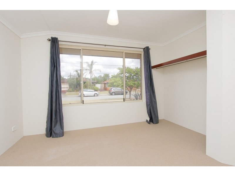 34 Lancaster Place, Maddington WA 6109