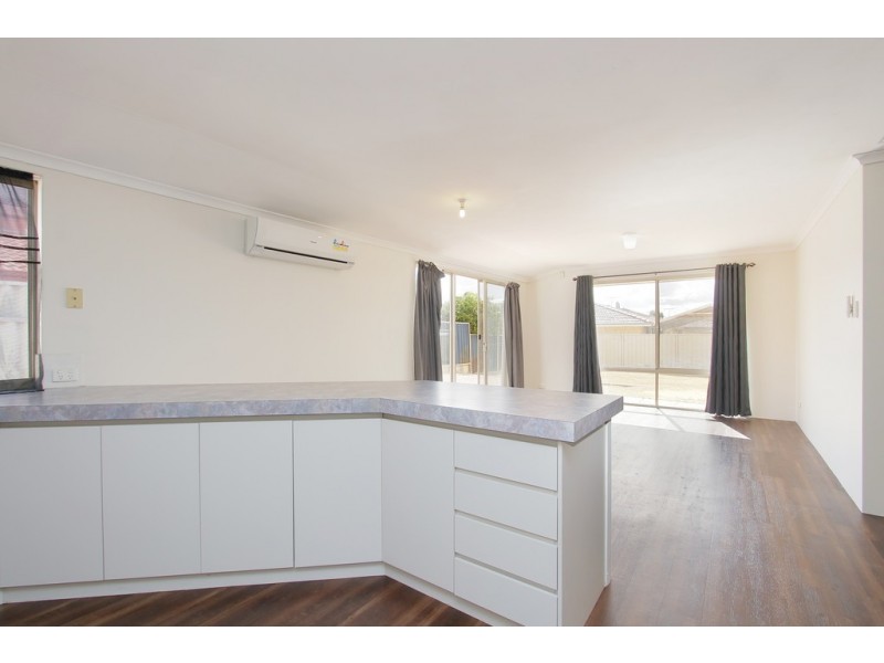 34 Lancaster Place, Maddington WA 6109