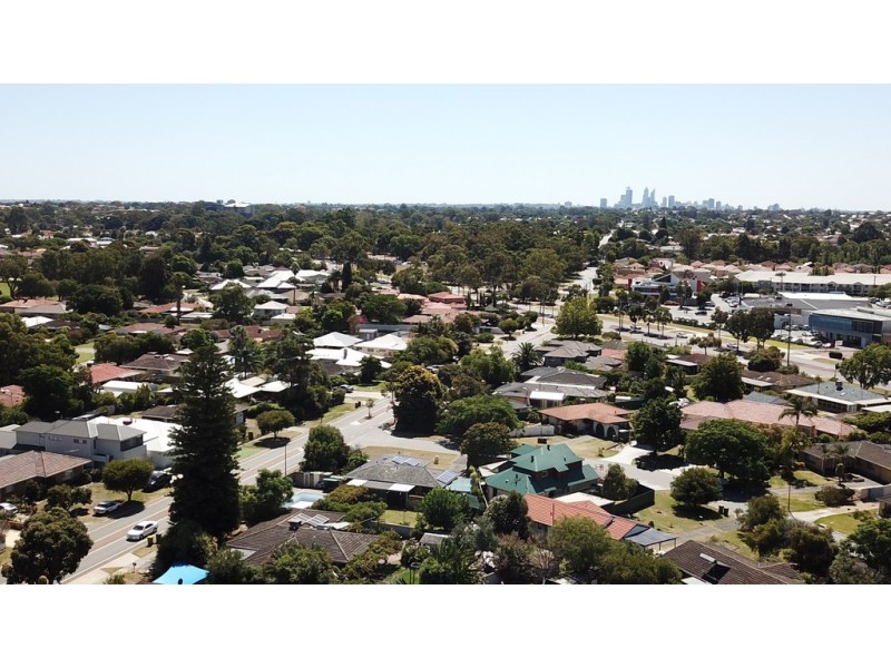 4A Corona Crescent, Cannington WA 6107