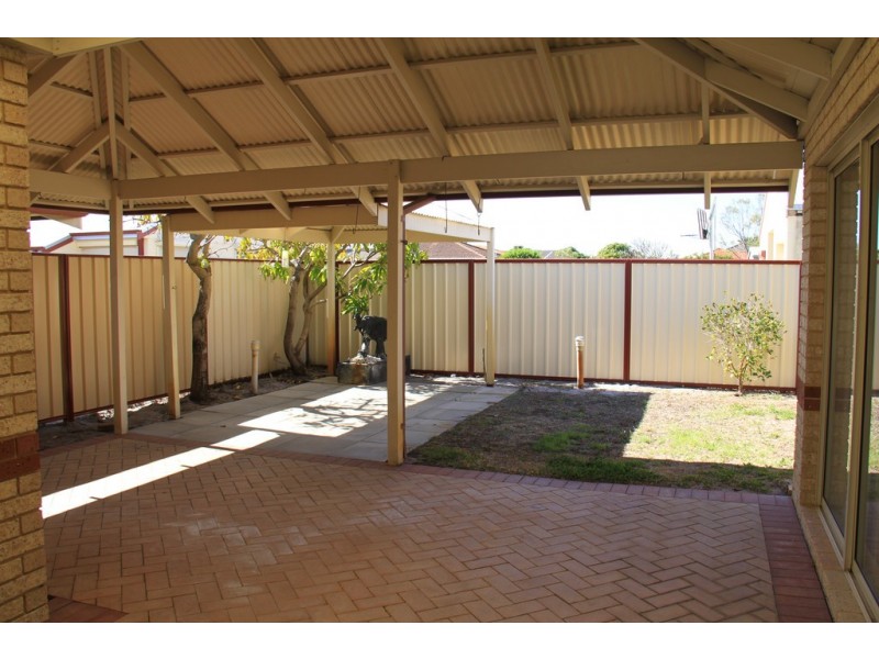 2/52 Renou Street, East Cannington WA 6107