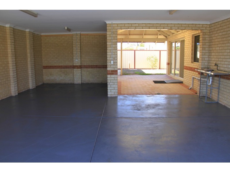 2/52 Renou Street, East Cannington WA 6107