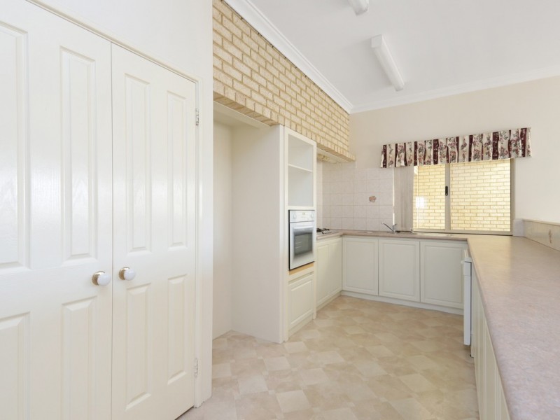 2/52 Renou Street, East Cannington WA 6107