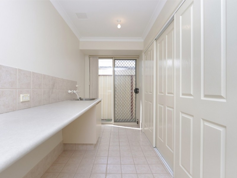 2/52 Renou Street, East Cannington WA 6107