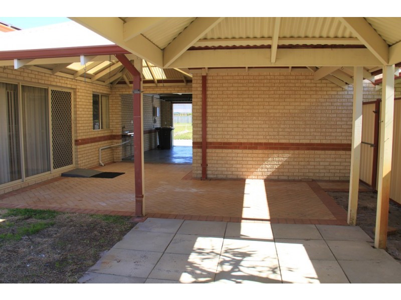 2/52 Renou Street, East Cannington WA 6107