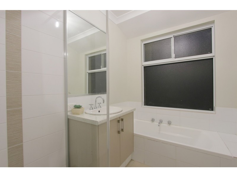 1 Gidgee Cove, Kenwick WA 6107