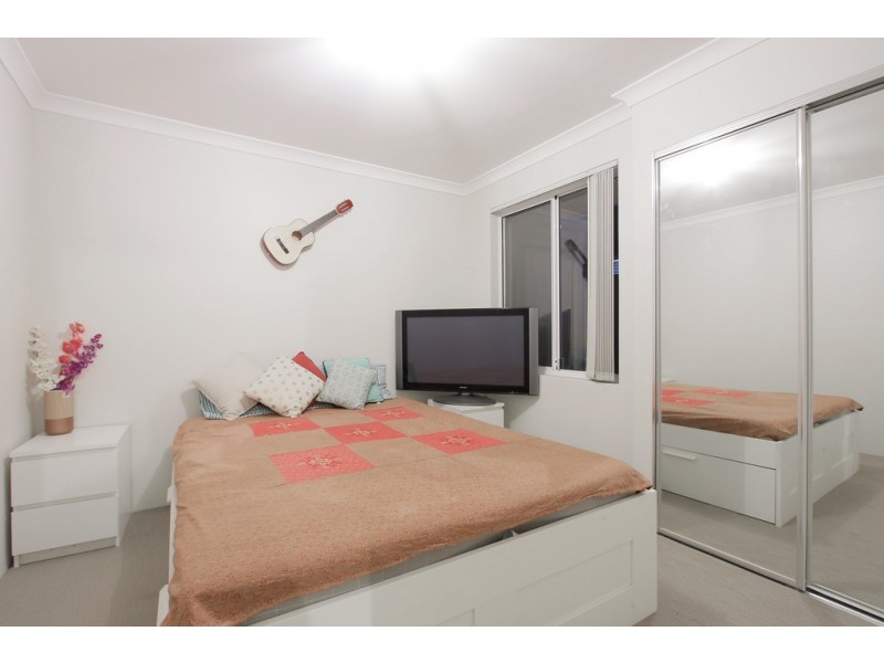 1 Gidgee Cove, Kenwick WA 6107