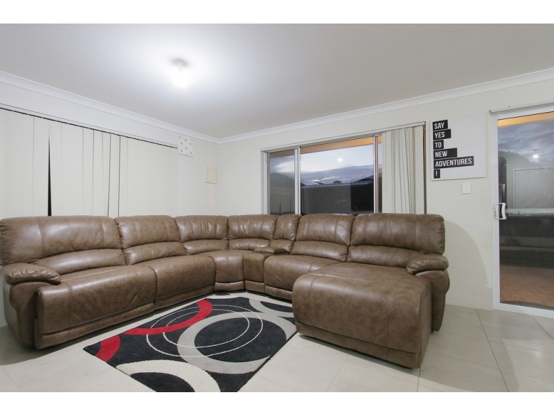 1 Gidgee Cove, Kenwick WA 6107