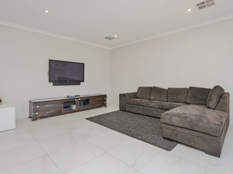 27A Clarke Street, East Cannington WA 6107