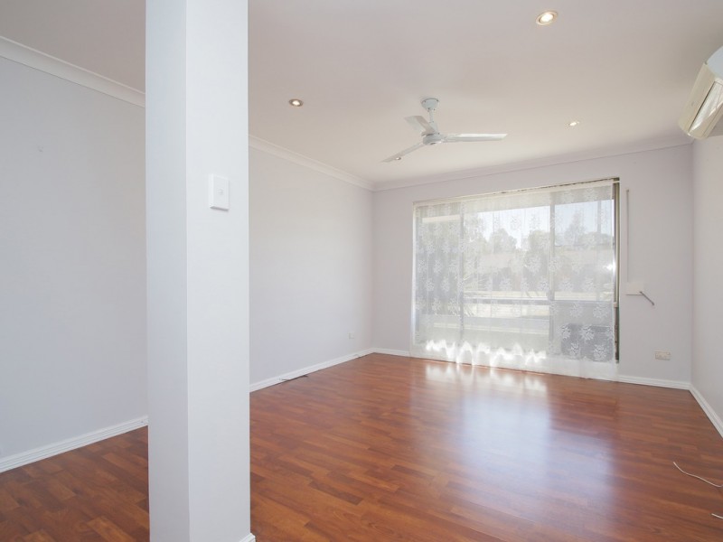 27 Blenny Close, Cannington WA 6107