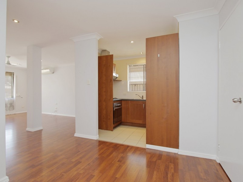 27 Blenny Close, Cannington WA 6107