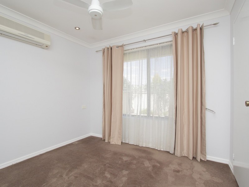 27 Blenny Close, Cannington WA 6107
