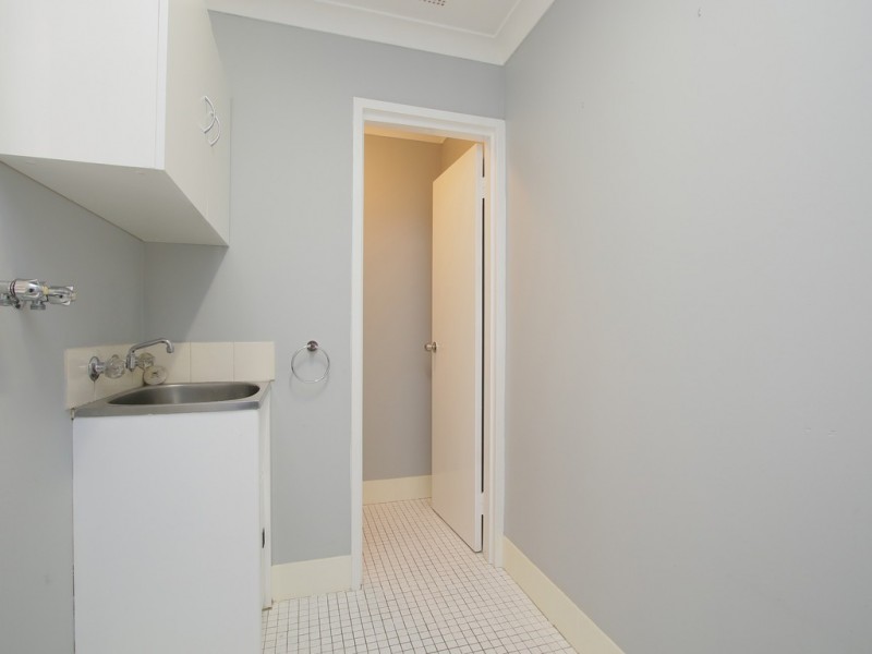 27 Blenny Close, Cannington WA 6107