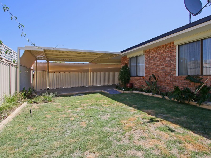 27 Blenny Close, Cannington WA 6107