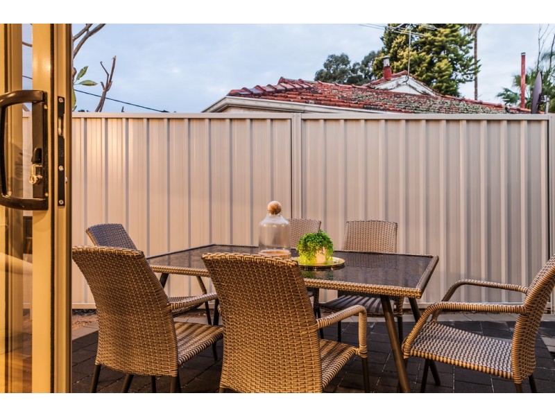 3/7 Lunar Way, Beckenham WA 6107