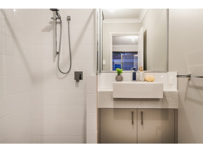 3/7 Lunar Way, Beckenham WA 6107