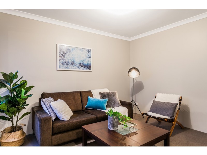 3/7 Lunar Way, Beckenham WA 6107