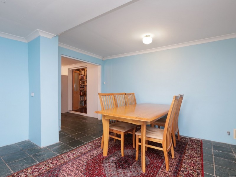 9 Halsey Close, Cannington WA 6107