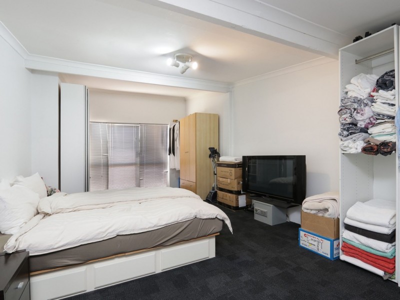 9 Halsey Close, Cannington WA 6107