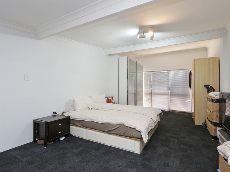 9 Halsey Close, Cannington WA 6107