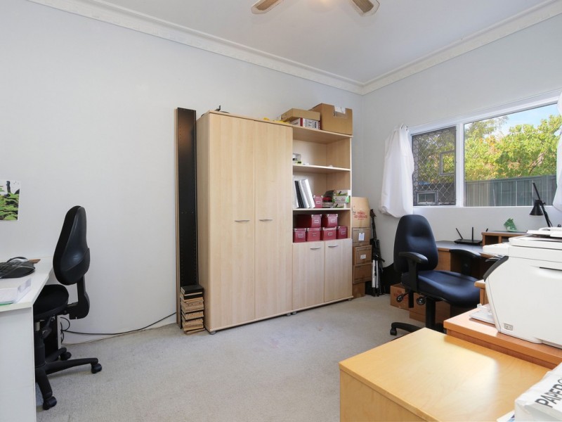 9 Halsey Close, Cannington WA 6107