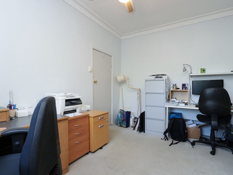 9 Halsey Close, Cannington WA 6107