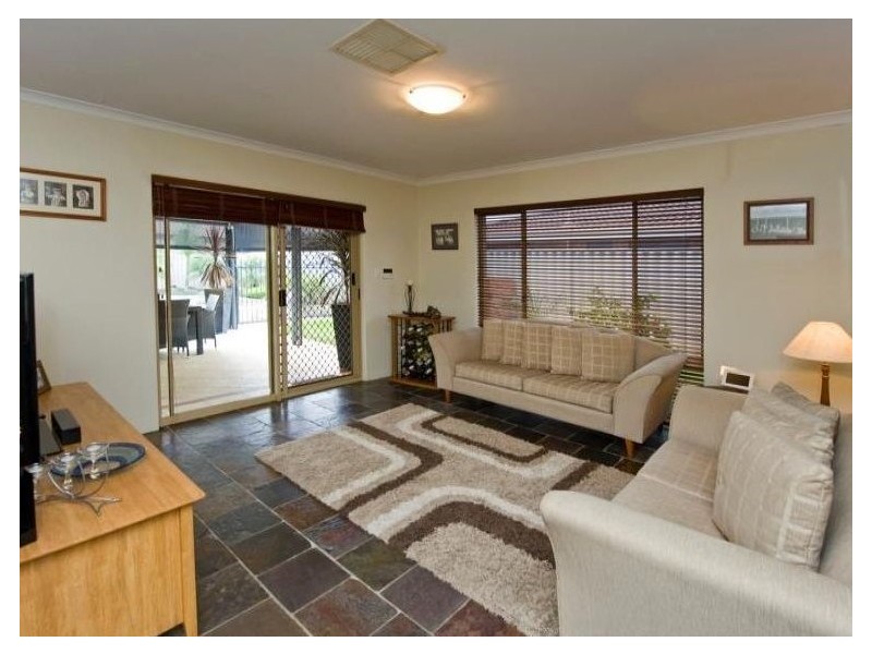 1 Hyland Way, Wilson WA 6107