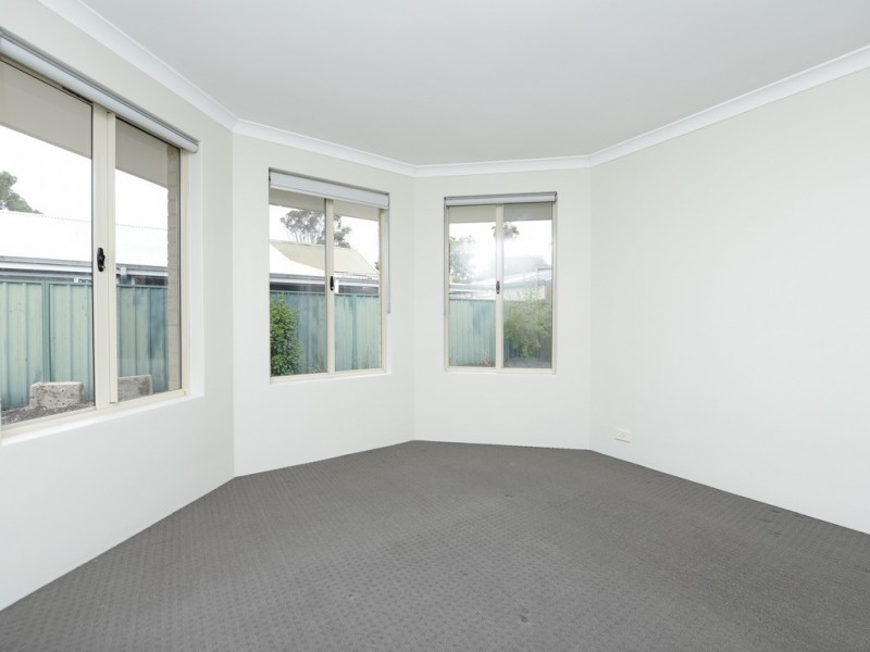 137A Renou St, East Cannington WA 6107