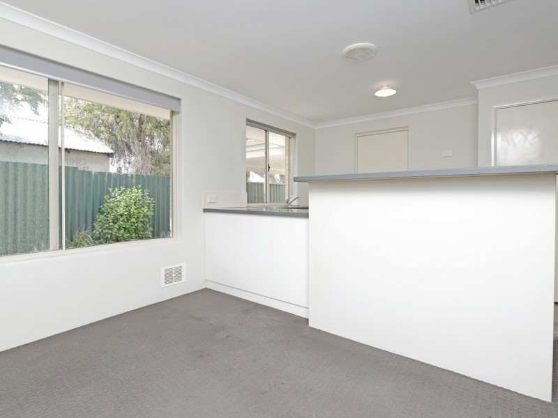 137A Renou St, East Cannington WA 6107