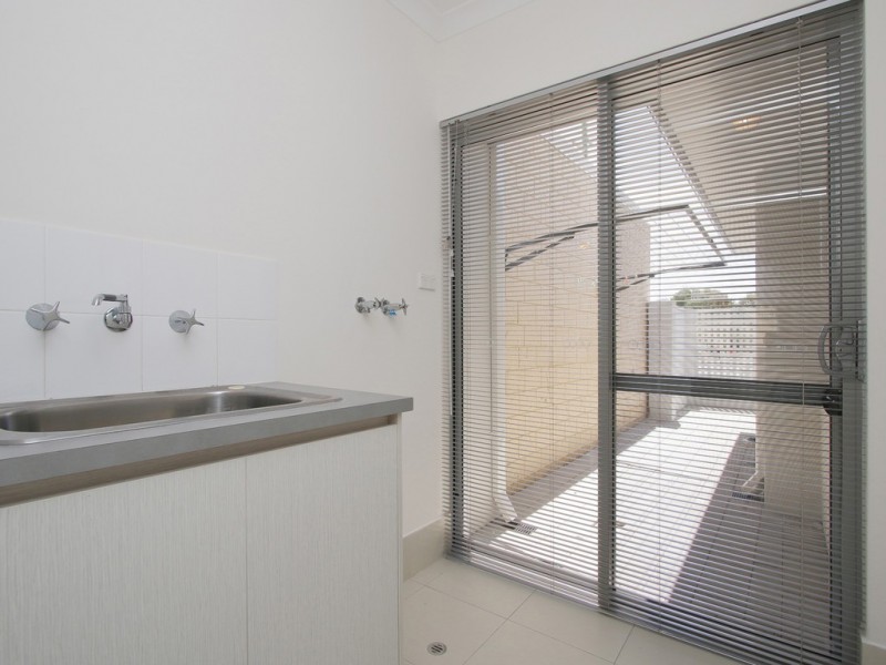 83 Renou Street, East Cannington WA 6107