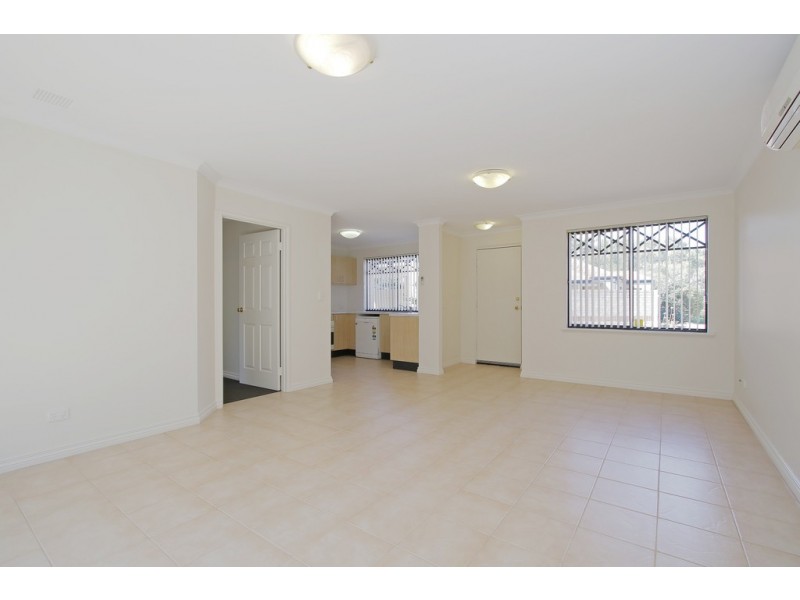 194 Hamilton Street, Queens Park WA 6107