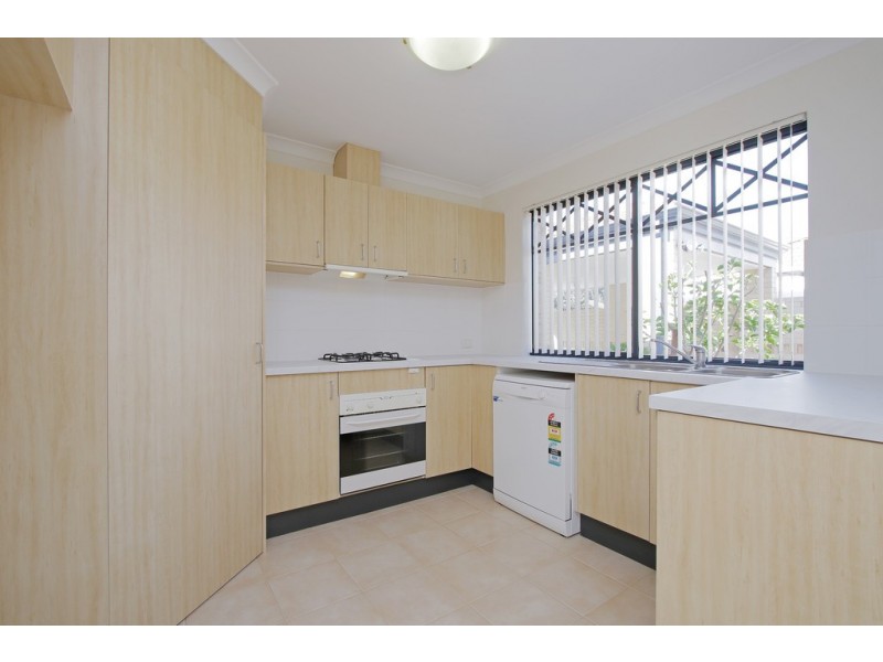 194 Hamilton Street, Queens Park WA 6107