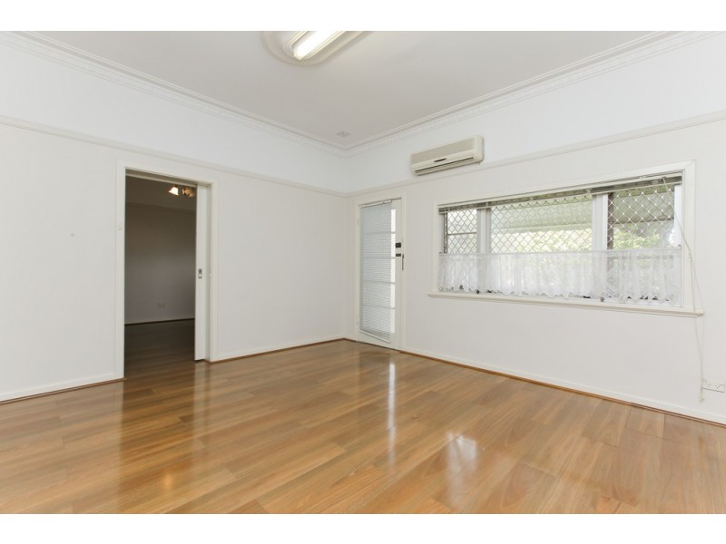 8/1196 Albany Highway, Bentley WA 6102