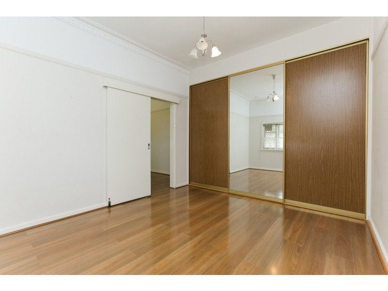 8/1196 Albany Highway, Bentley WA 6102