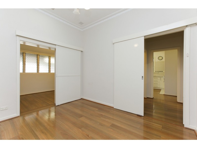 8/1196 Albany Highway, Bentley WA 6102