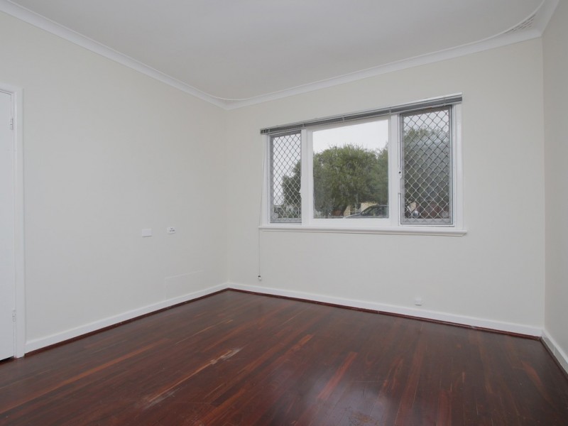 17 Peachey Avenue, Kewdale WA 6105