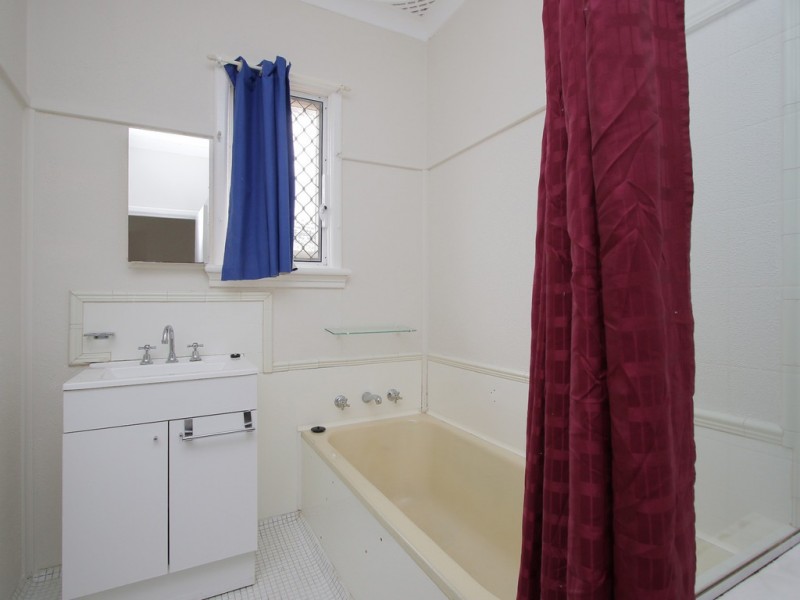 17 Peachey Avenue, Kewdale WA 6105