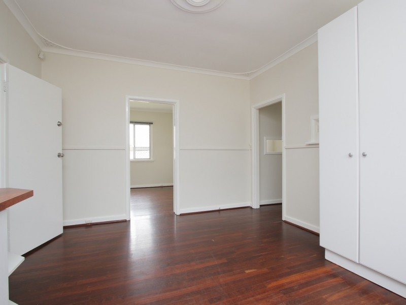 17 Peachey Avenue, Kewdale WA 6105