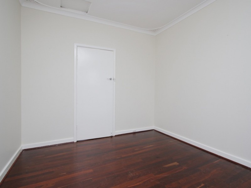 17 Peachey Avenue, Kewdale WA 6105