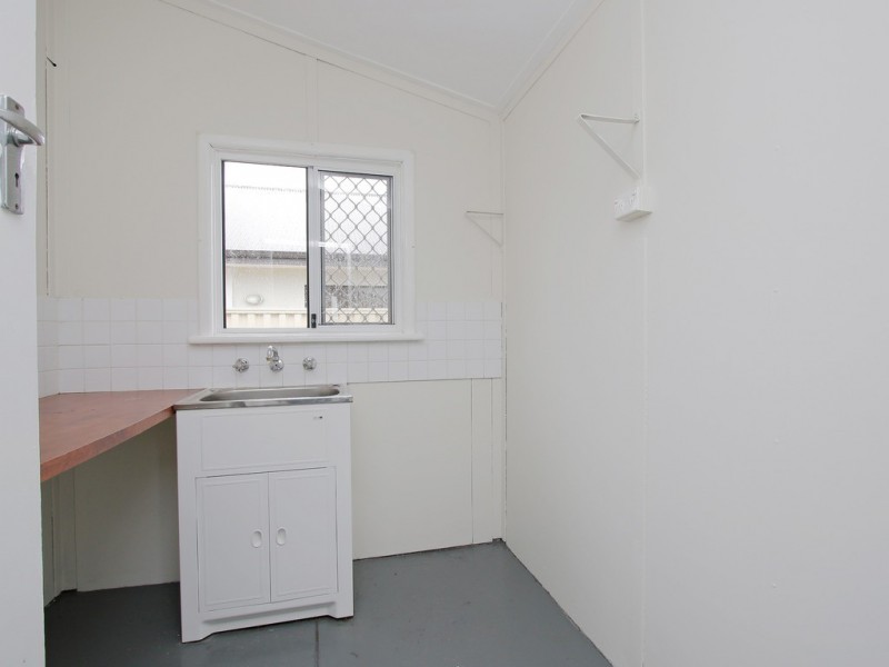 17 Peachey Avenue, Kewdale WA 6105