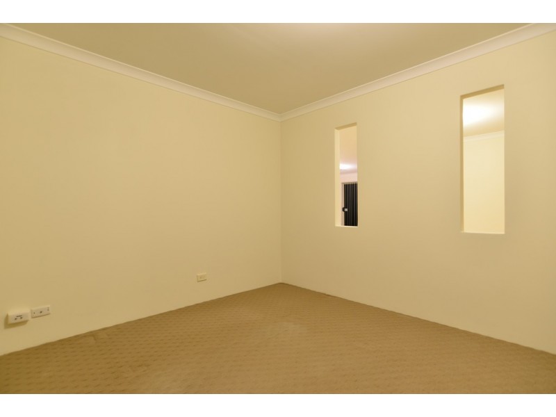 107 Mallard Way, Cannington WA 6107