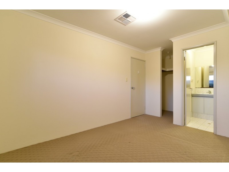 107 Mallard Way, Cannington WA 6107