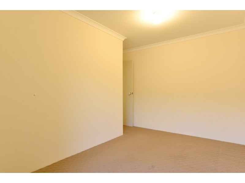 107 Mallard Way, Cannington WA 6107