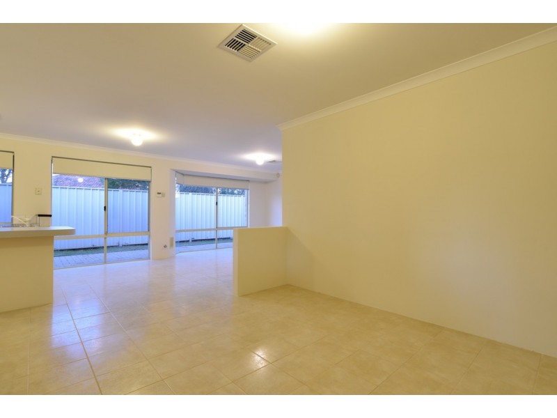 107 Mallard Way, Cannington WA 6107