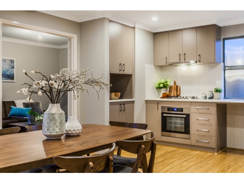 2/7 Lunar Way, Beckenham WA 6107