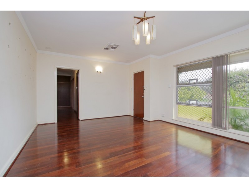 16 Garden Street, Cannington WA 6107